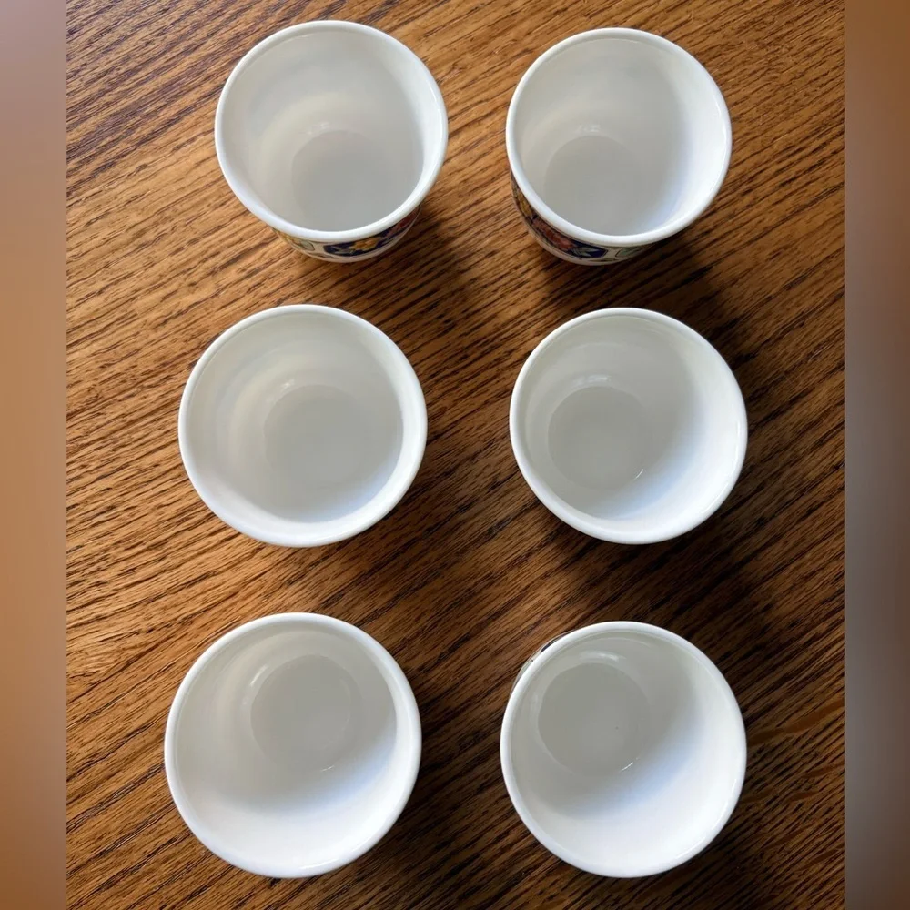 Fashionware 1942 Handle-less small Floral fine china Tea Cups- set of 6